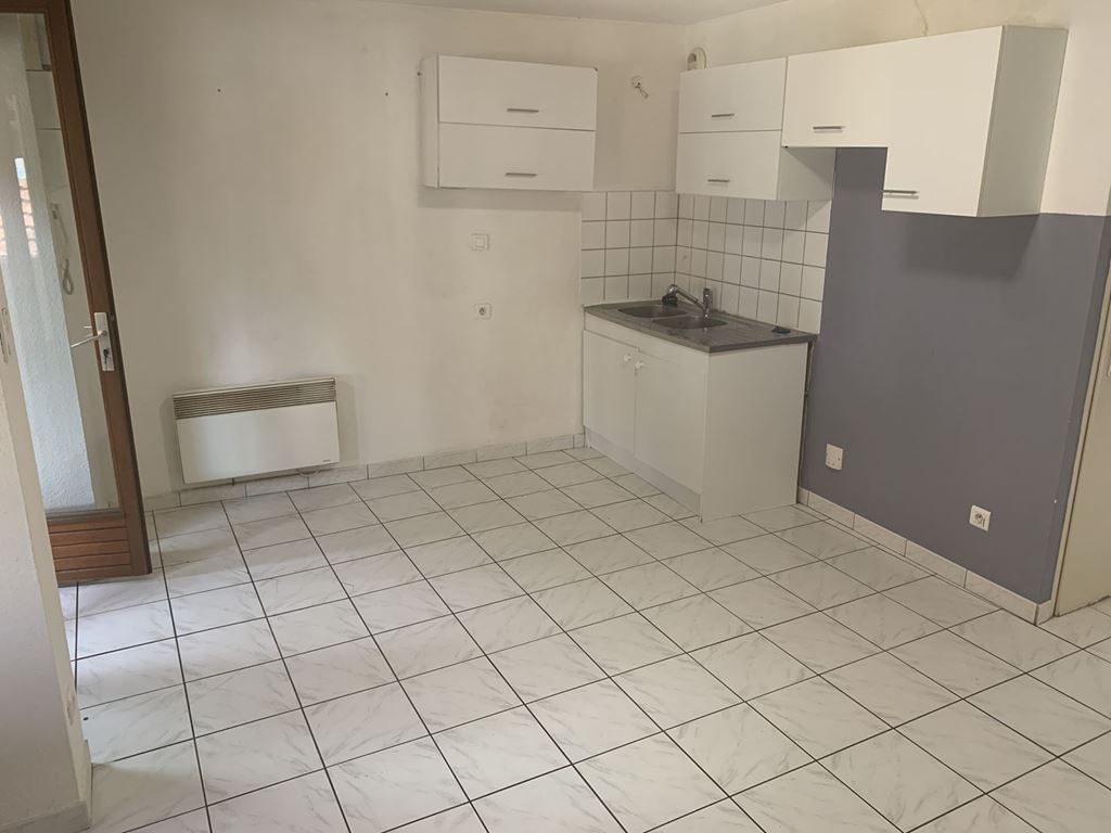 Appartement T4 FAVERNEY 450€ ROUGE IMMOBILIER