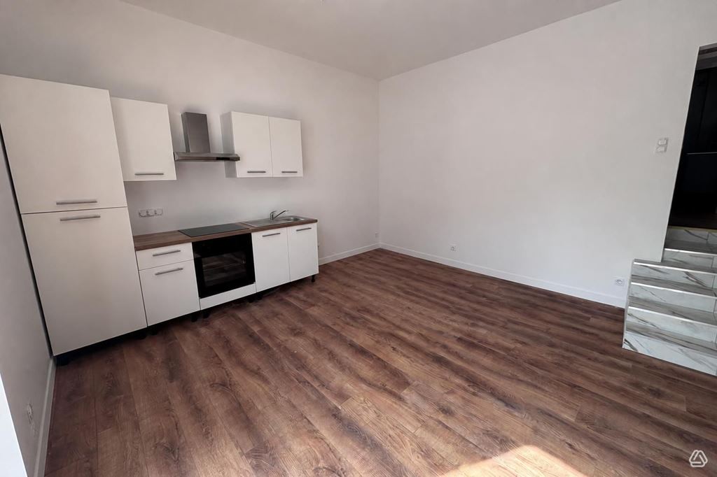 Appartement F1 bis PORT SUR SAONE 390€ ROUGE IMMOBILIER Appartement F1 bis PORT SUR SAONE 390€ ROUGE IMMOBILIER