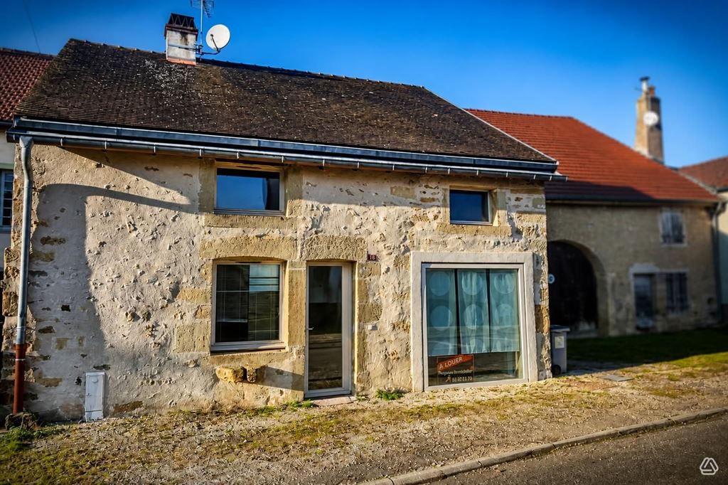 Maison d'architecte SAULX 750€ ROUGE IMMOBILIER Maison d'architecte SAULX 750€ ROUGE IMMOBILIER